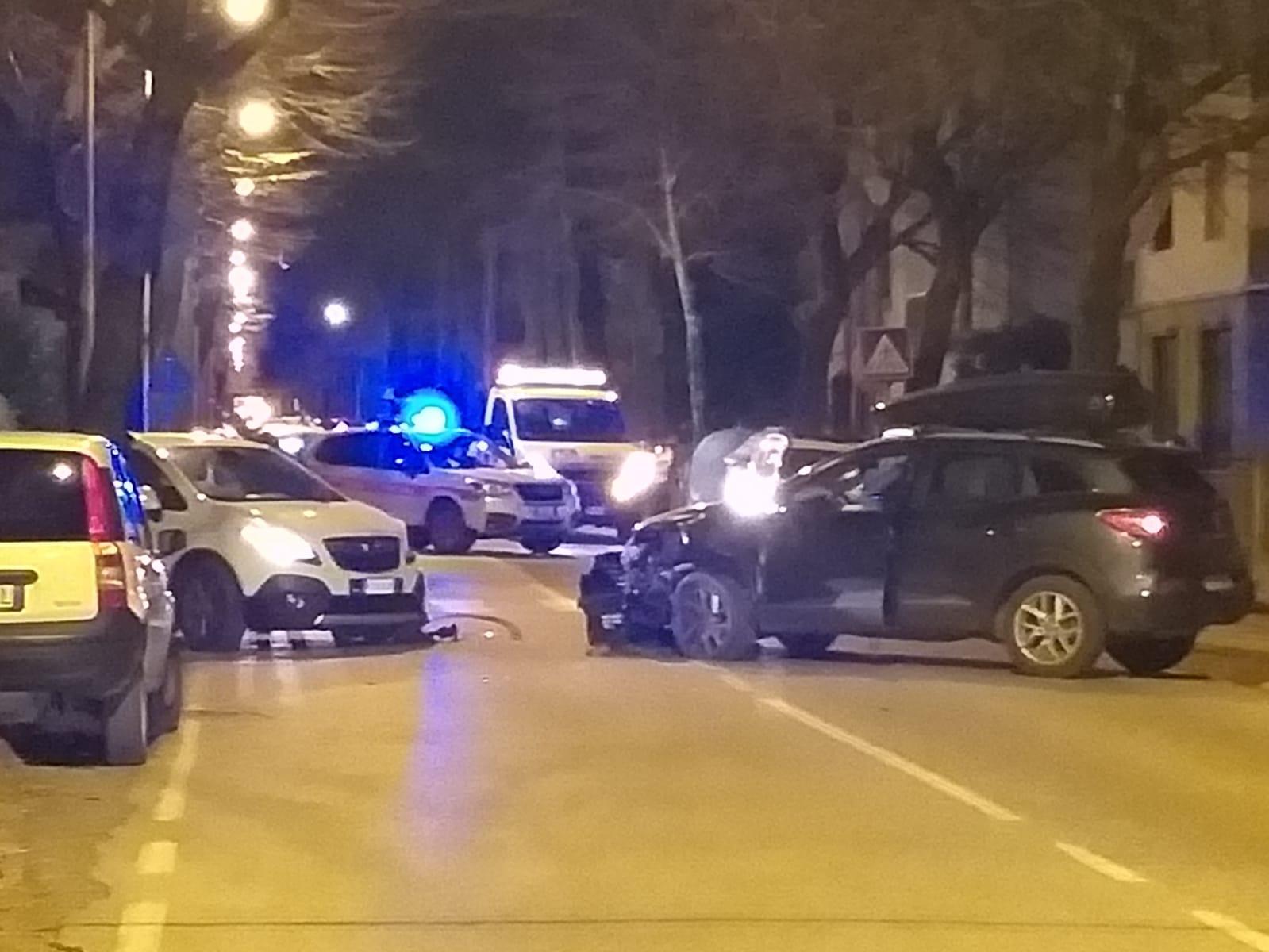 Una immagine dell'incidente in viale Bartolomeo Sestini