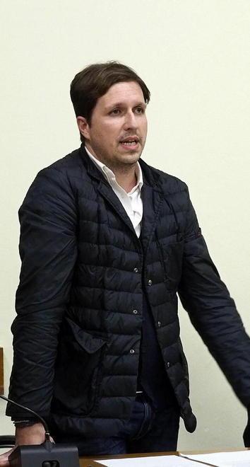 La minoranza: «Massima trasparenza negli atti» Sindaco: «Iter rispettato» 