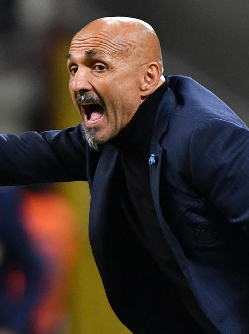  «Ero vicino al Milan, mi hanno bloccato» L’Inter: lui non ha accettato la buonuscita