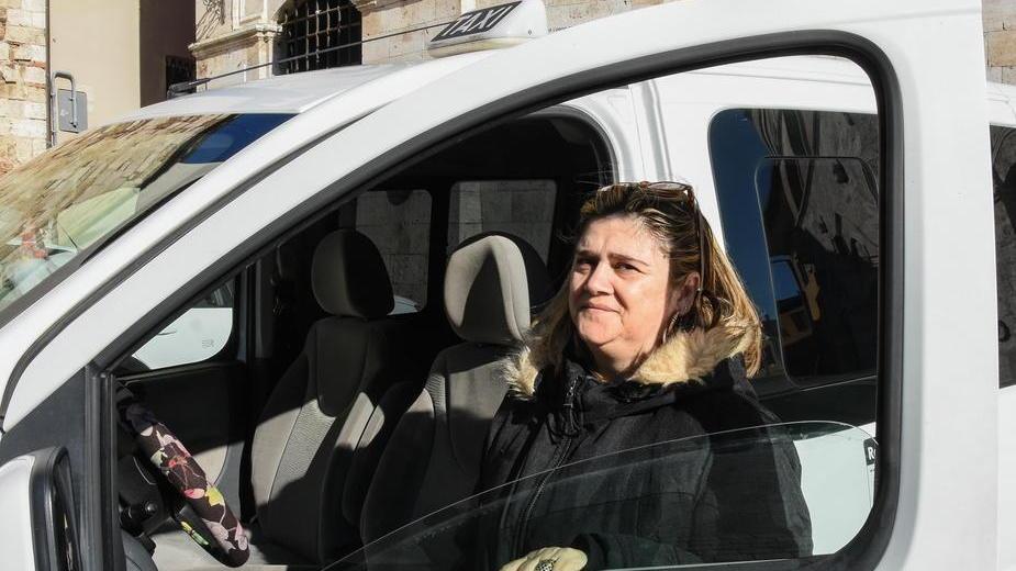Chiamate il numero 0564 1833 Risponde il Consorzio radiotaxi