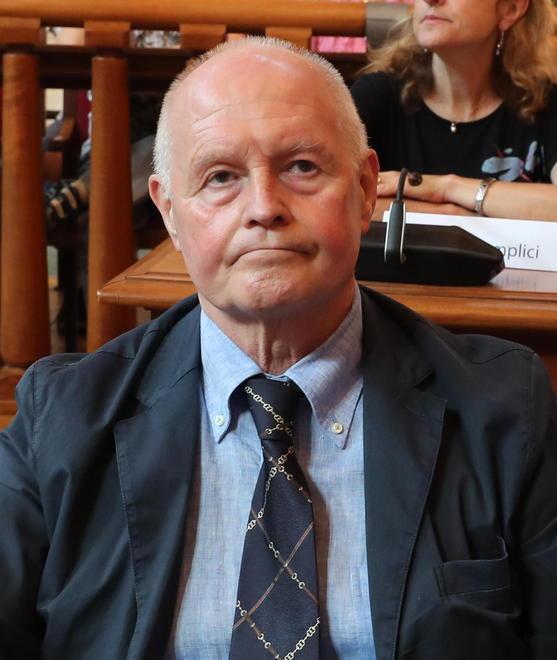 Medico-consigliere Pd «Multato con la lettera»