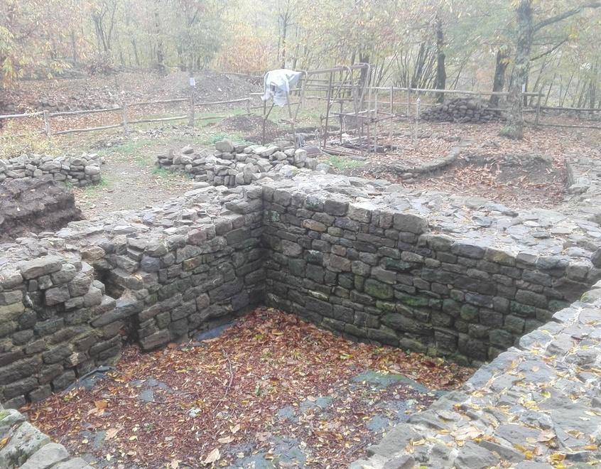 Castel di Mura, fortezza al centro di tutto: un crocevia tra Firenze, Lucca e Pistoia 