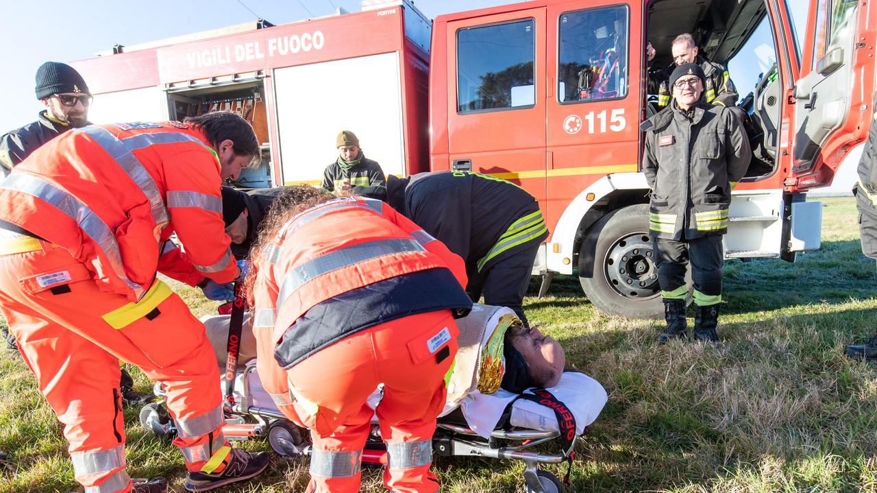 Rintracciato e salvato l'uomo disperso in valle a Vaccolino