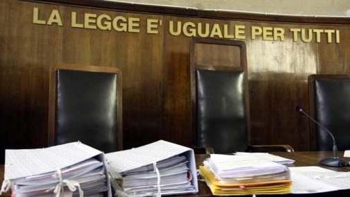 «Quella testata in pieno volto e in braccio avevo la bimba»