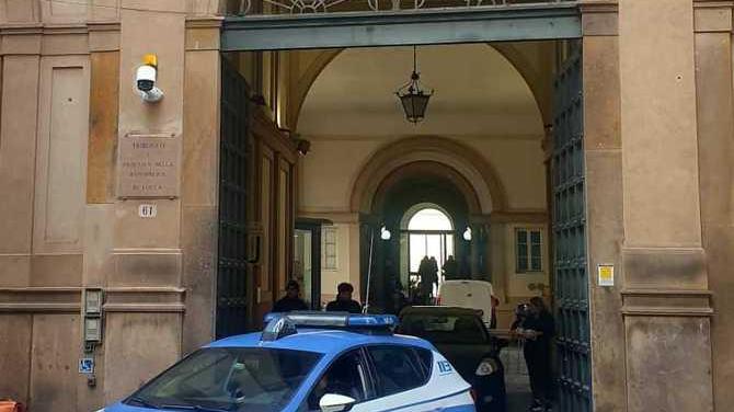 Truffa del "finto avvocato", raggirata un'anziana