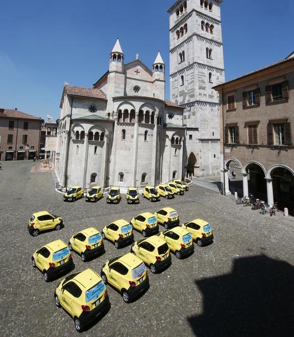 Auto distrutte dalla grandine, Modena dice addio al car sharing 