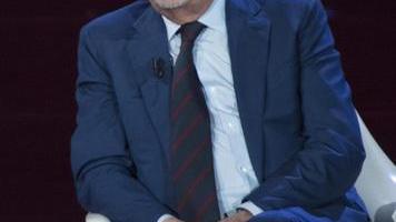 Giannini e la poesia «Colpa della scuola se la odiamo tutti»