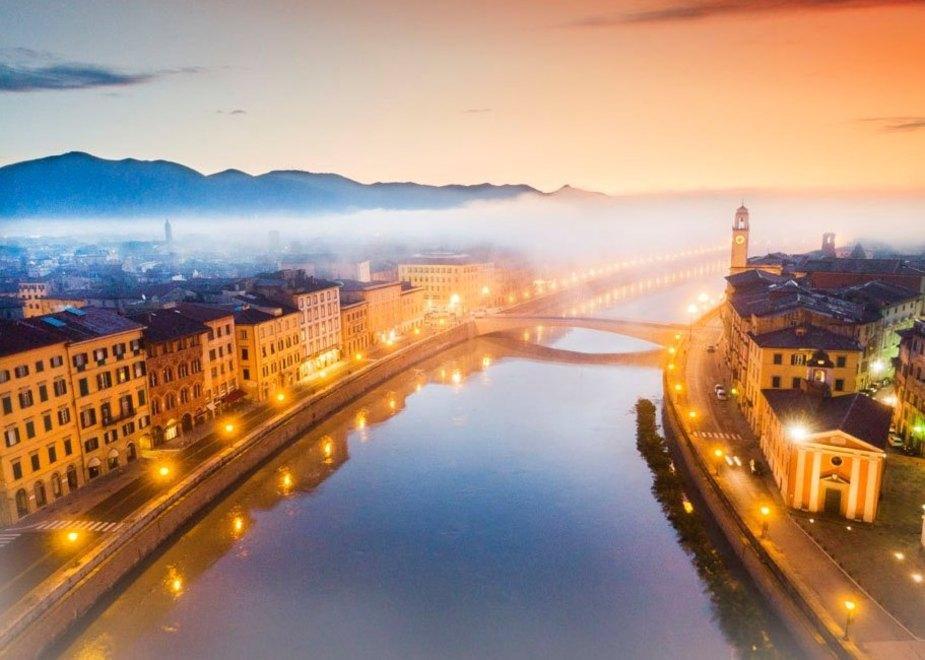 In crociera a Livorno e in battello a Pisa: ultime notizie dal 2030, non è un sogno 