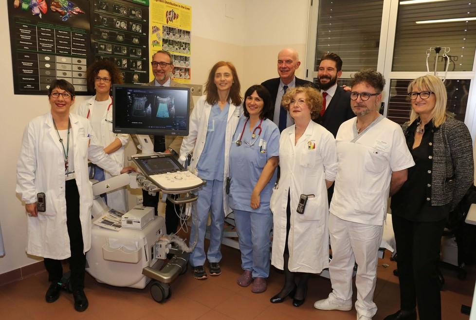 Nuovo ecotomografo donato da Apro Onlus al Santa Maria Nuova 
