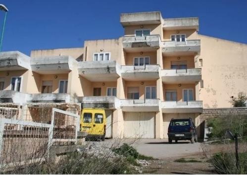 Stop alle infiltrazioni nella casa di riposo: al via il maxi restyling