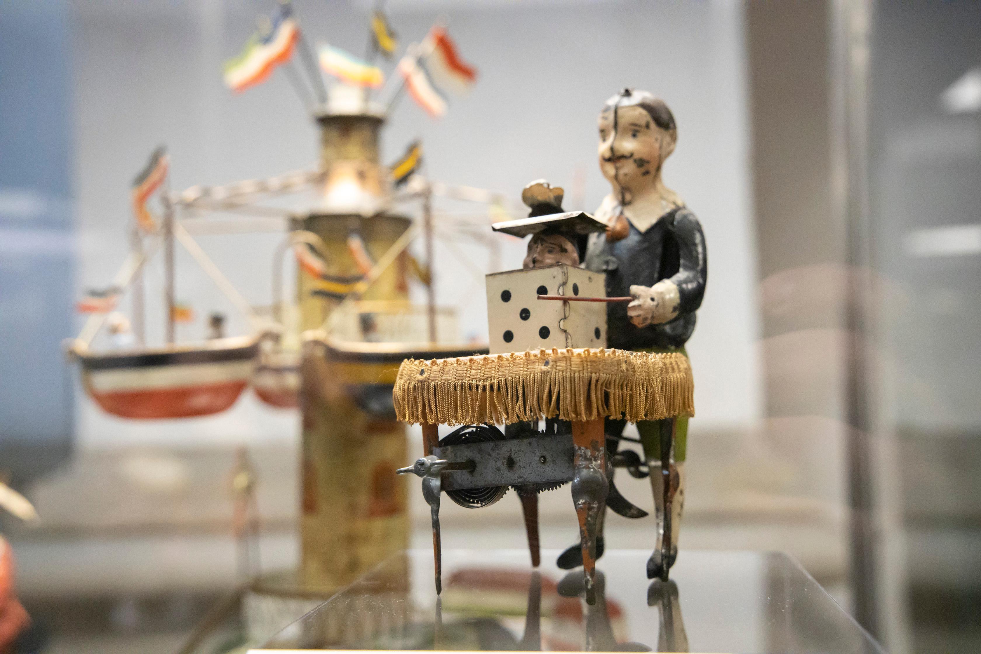 La Guida/ Natale a Modena tra musei, mostre d'arte e di giocattoli