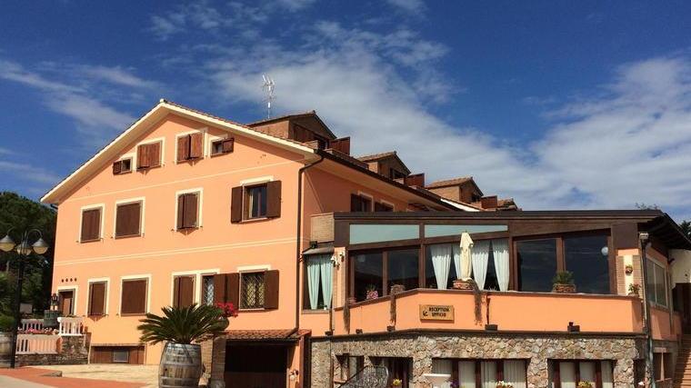 L’agrihotel Elisabetta di Collemezzano cresce: più camere e un centro benessere