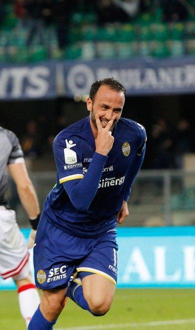 Verona ritorna fatale, ci casca anche la Juve Favola Pazzini: entra e punisce la capolista 