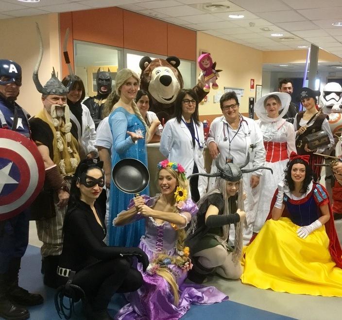 Invasione di supereroi nel reparto di Pediatria 
