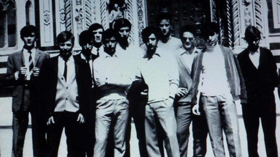 L’appello degli angeli del fango «Il Giorgi merita più rispetto»