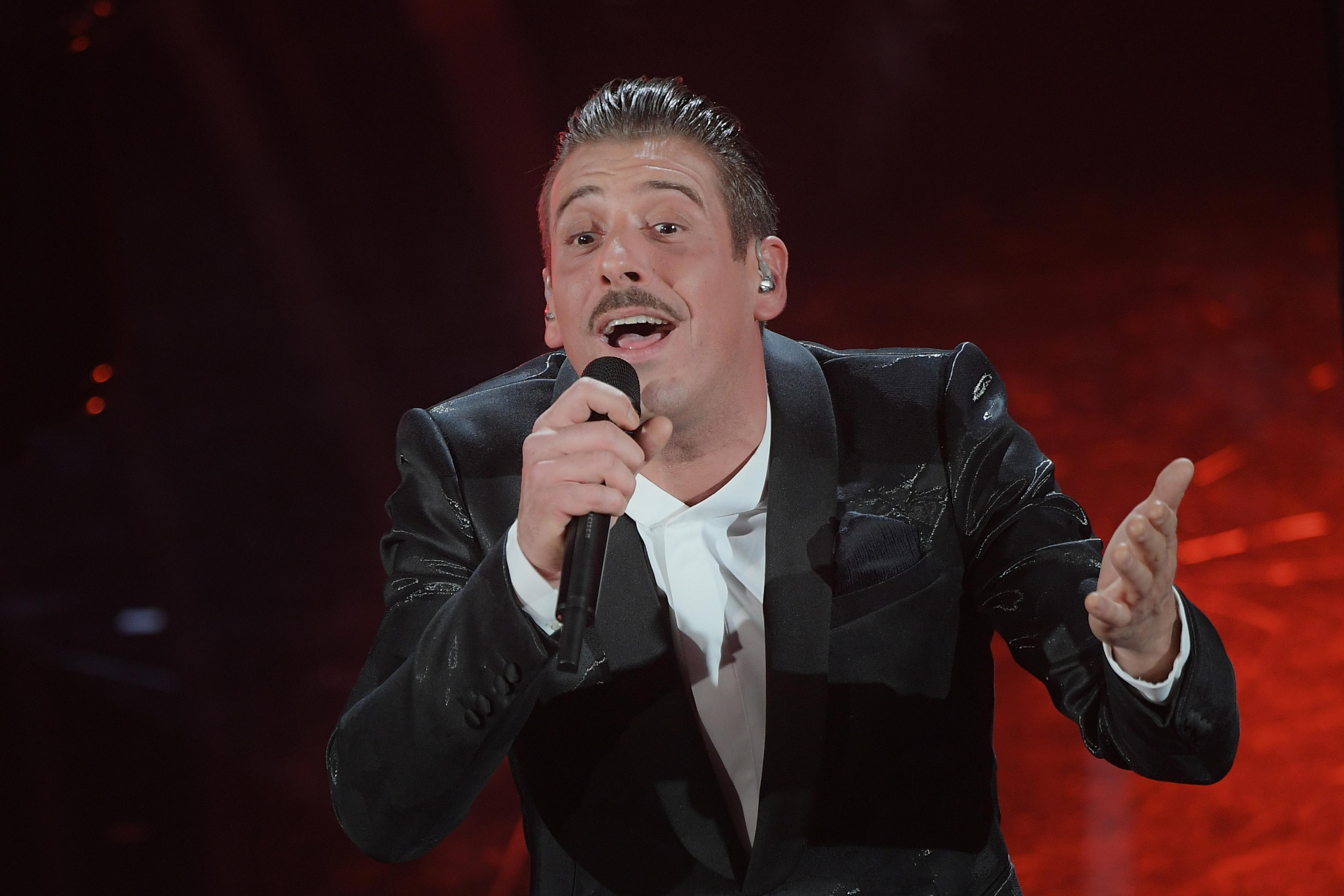 Gabbani è super, primo nel televoto: «Lo dedico alle persone deboli e indifese» 