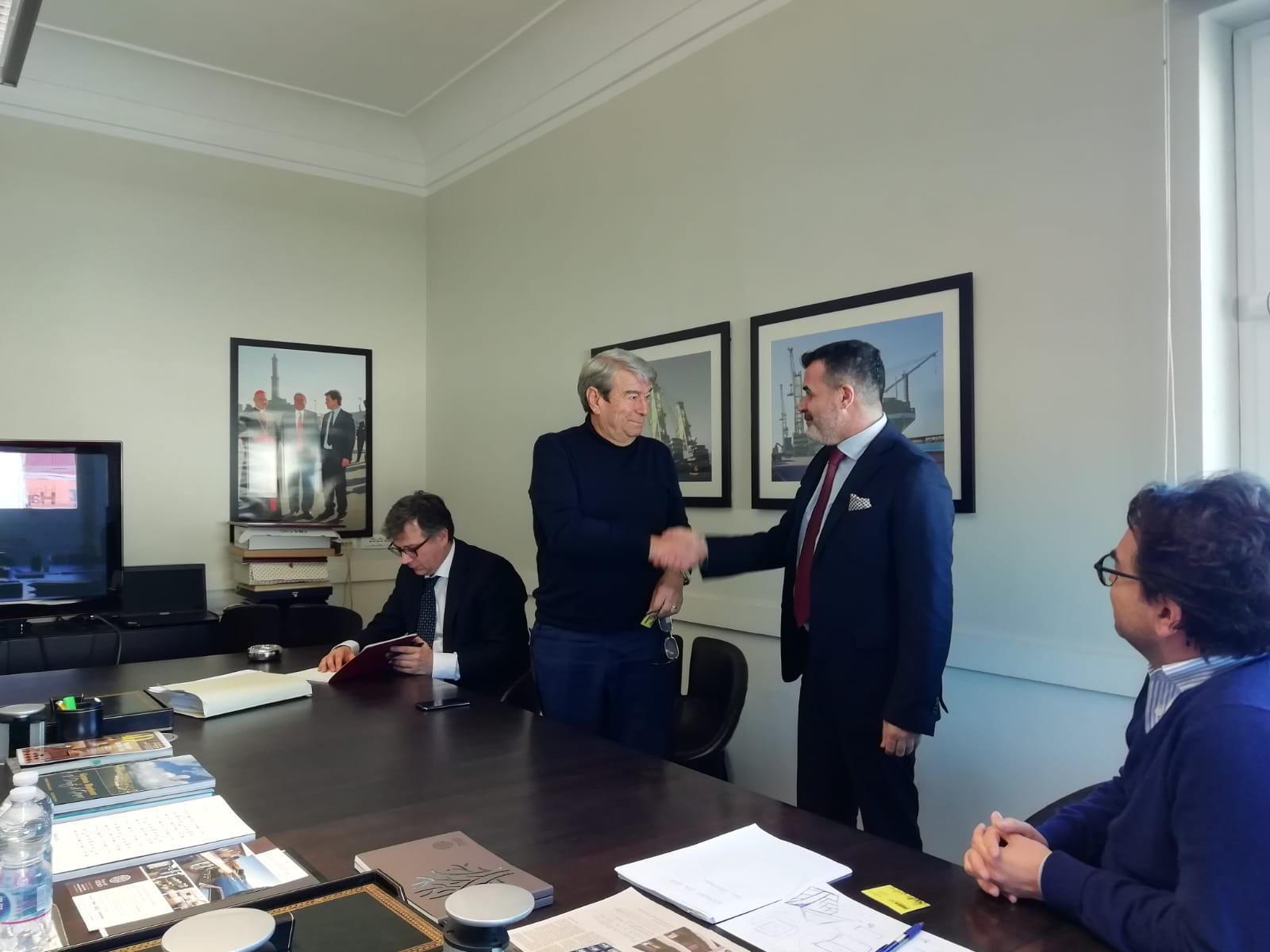 Cessione del Livorno calcio: "La trattatativa va avanti, ma se qualcuno parla salta"