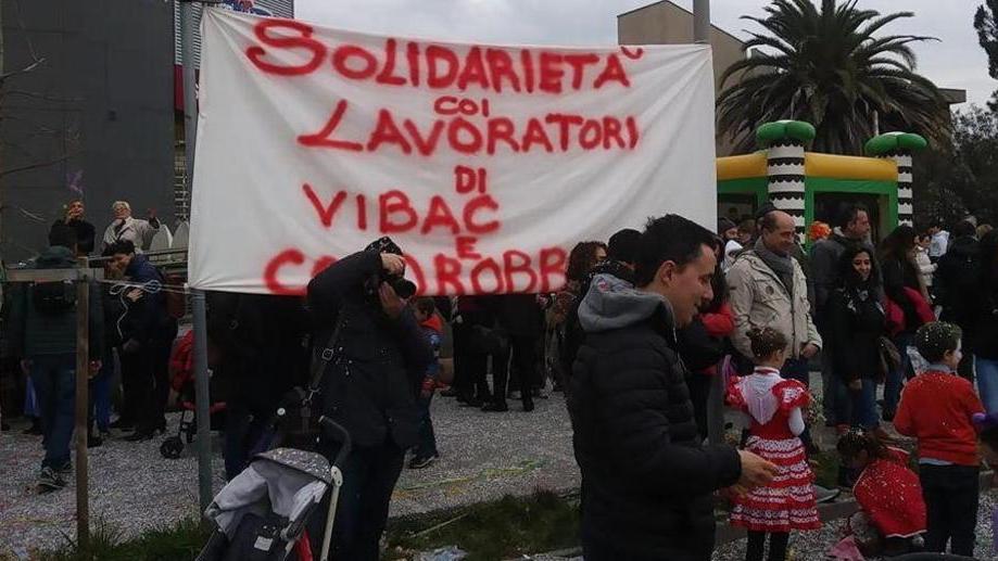 Solidarietà tra le maschere