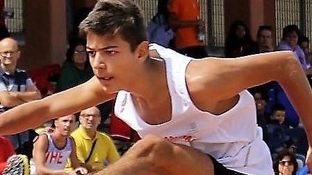 Dalia sboccia ancora e migliora il record dei 200 metri indoor