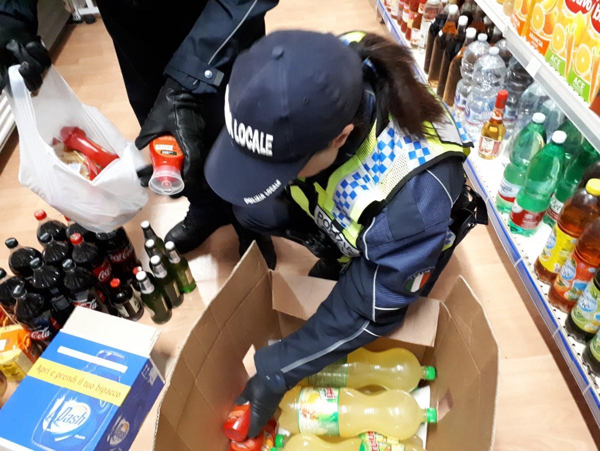 Modena. Vende alcolici dopo le 24 scatta la multa da 6mila euro 