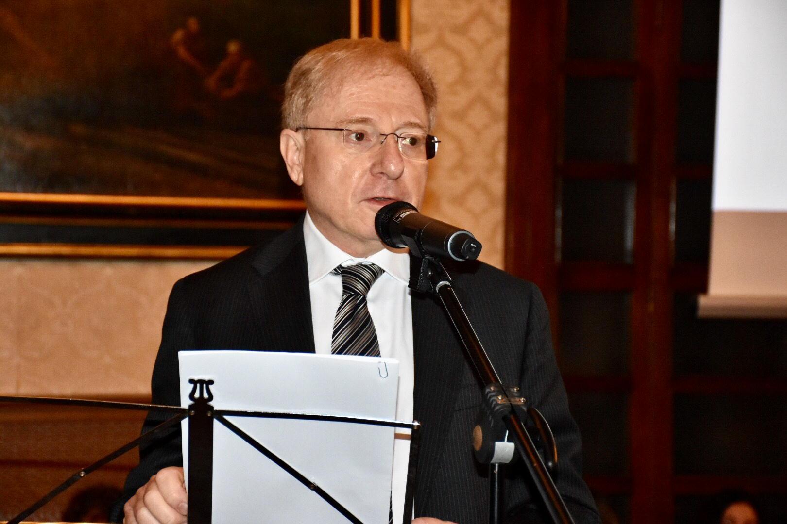 Il prefetto Gianfranco Tomao