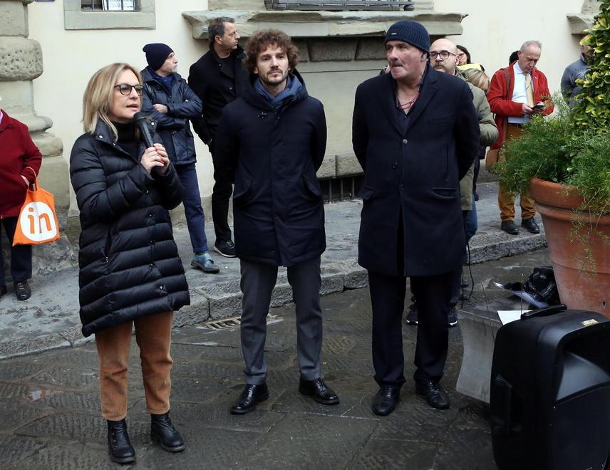 In piazza tanti generali e pochi soldati semplici 