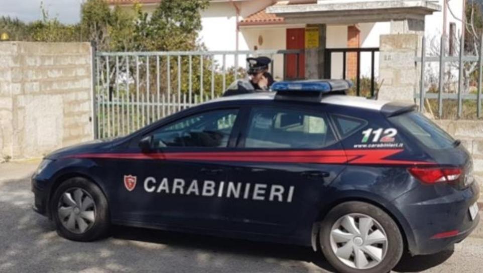 Arrestati mentre tentano di svaligiare una villetta a San Giovanni Suergiu