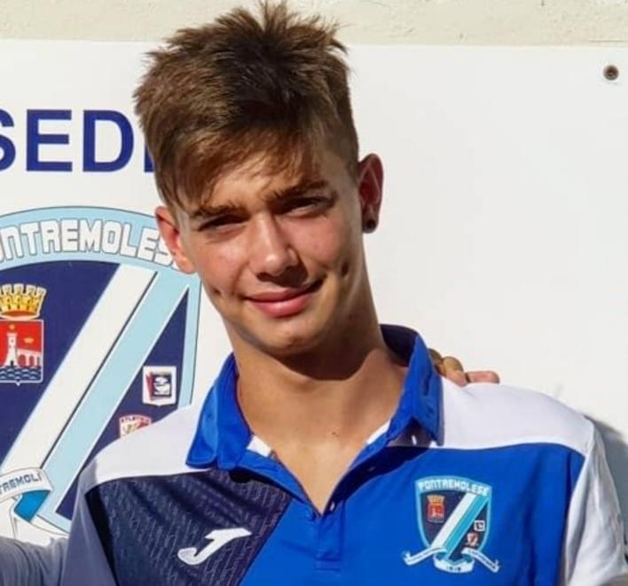 Da punta a portiere: Andrea a 17 anni debutta in Eccellenza 