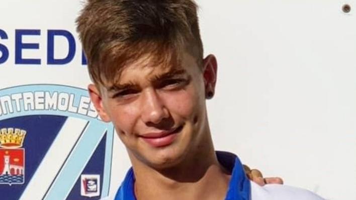 Da punta a portiere: Andrea a 17 anni debutta in Eccellenza