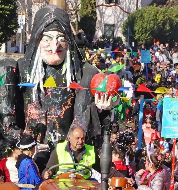 Centinaia di volontari al lavoro per il 34° Carnevale 