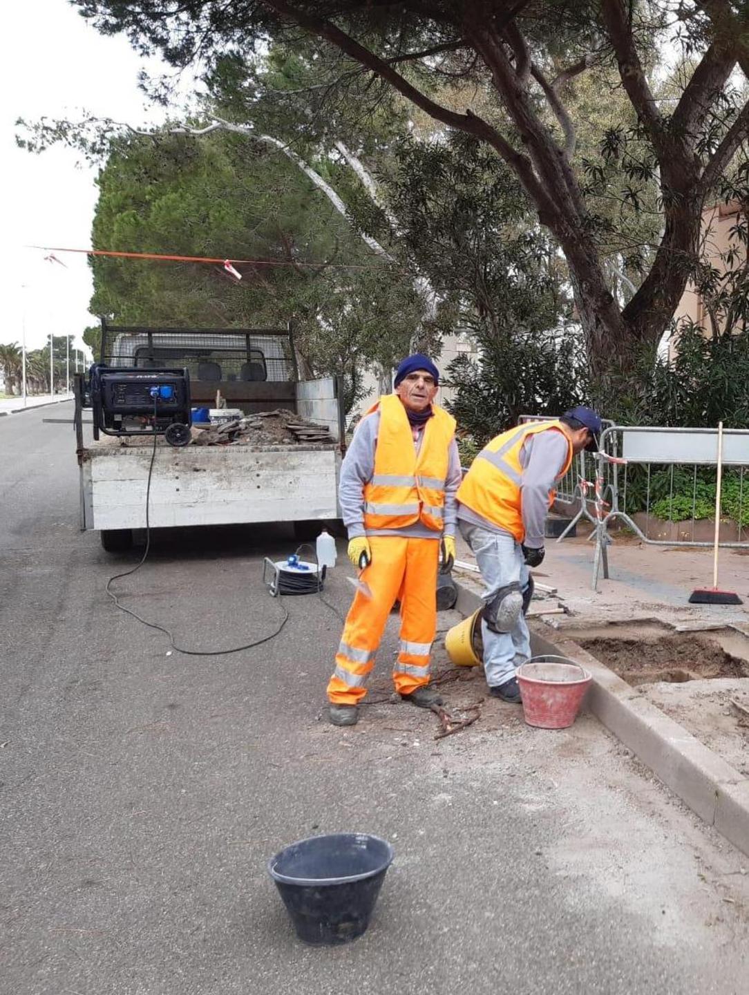 Borgata marina abbandonata, giunta sotto accusa