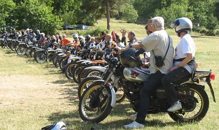 I patiti delle vecchie Xt 500 Yamaha si ritrovano a San Teodoro