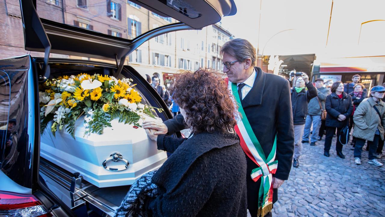 Dal Comunale al Duomo L’ultimo abbraccio dei modenesi a Mirella Freni