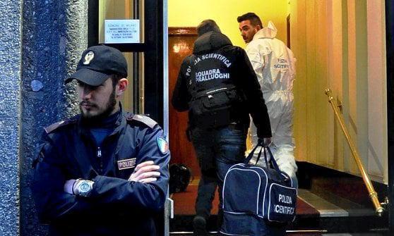 Un sopralluogo della polizia scientifica (foto d'archivio)