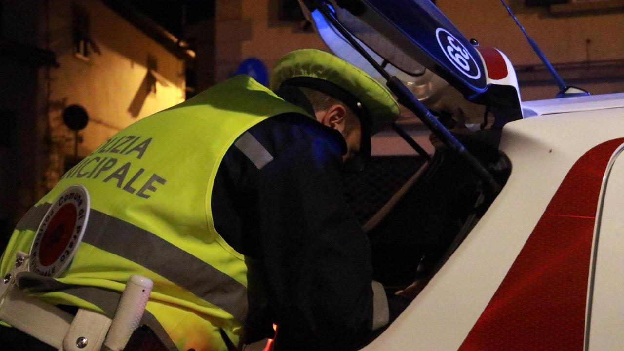 Le proteste dei vicini fanno scoprire una casa di appuntamenti