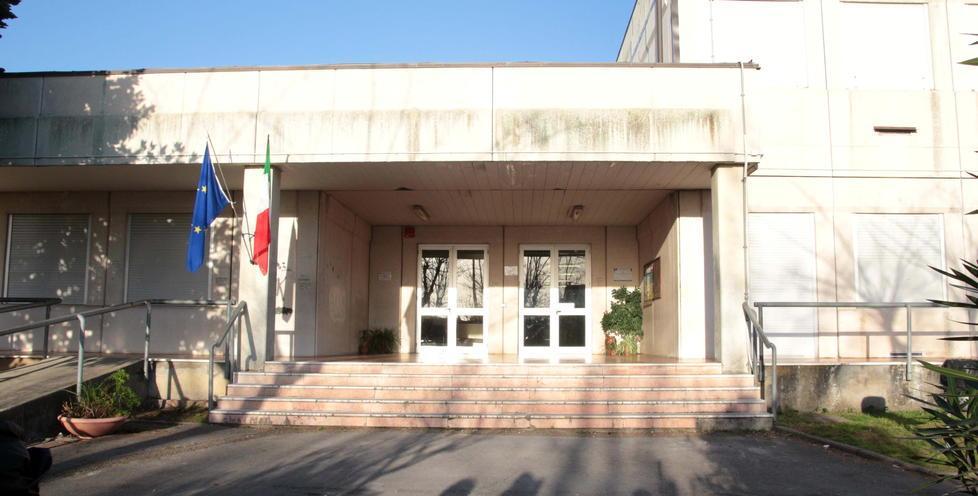Classe senza lavagna elettronica La preside: faremo il possibile 