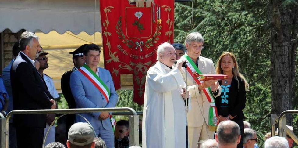 Nella sua Careggine l’ultimo saluto per don Giovanni 