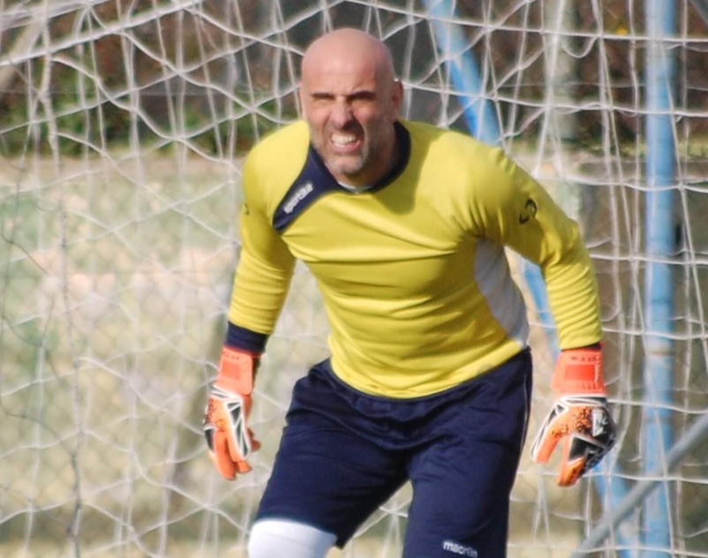 In campo dopo otto anni e para il rigore decisivo 