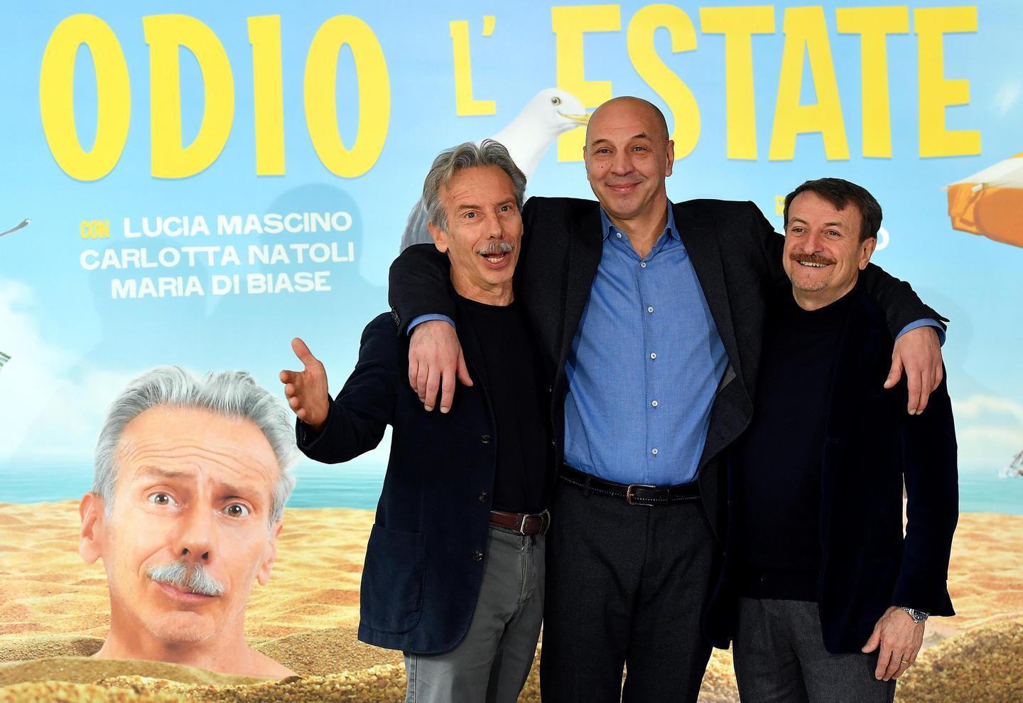 “Odio l’estate”, se le risate fanno pensare 