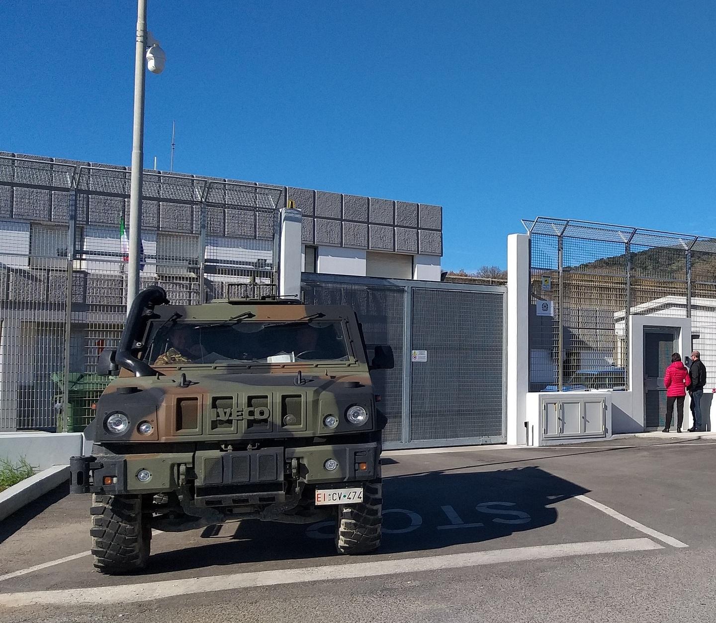 Aggressioni agli infermieri ora il Cpr è a rischio caos 