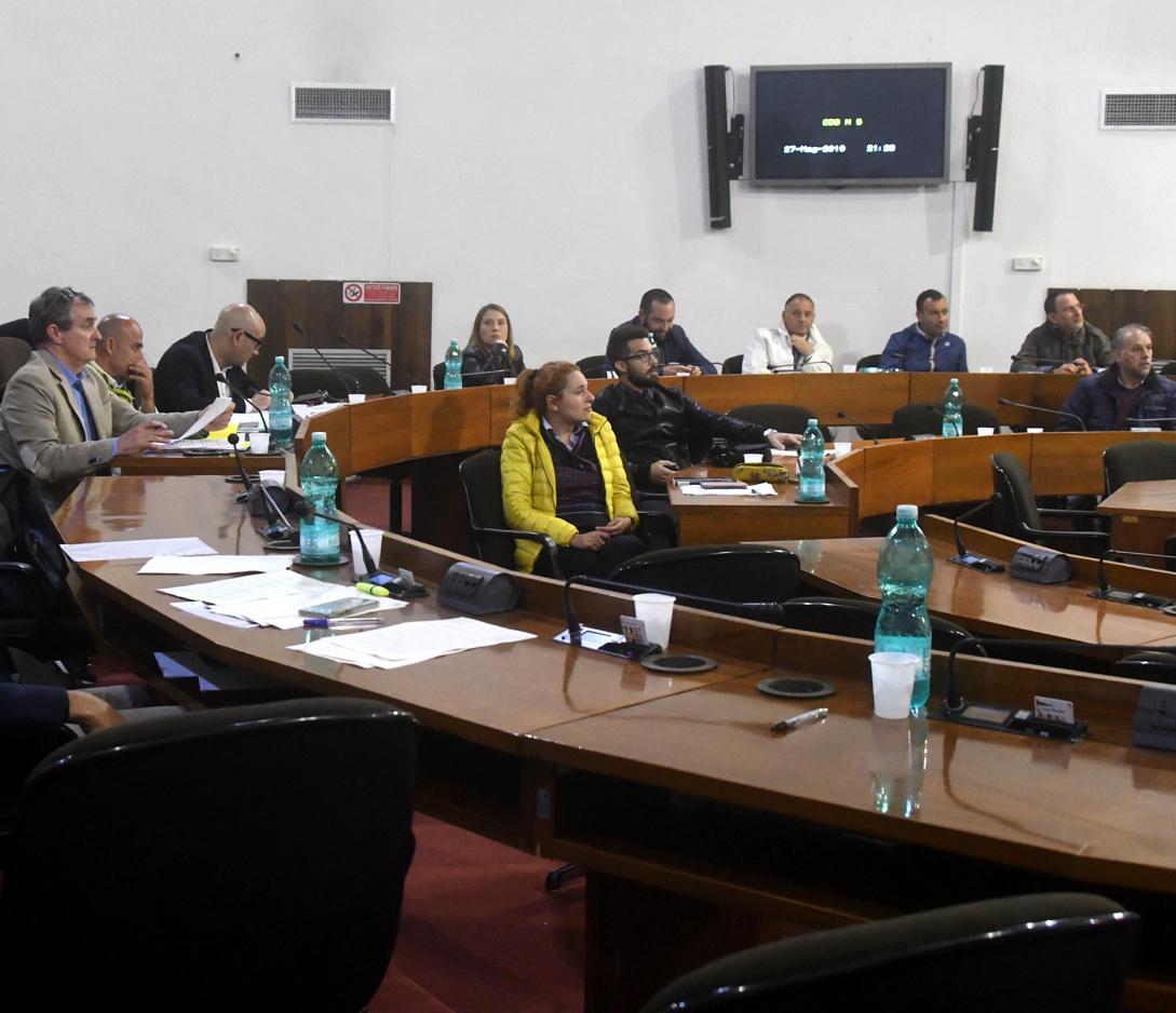 Rimpasto soporifero, col risiko di Lutzu due mesi bruciati 