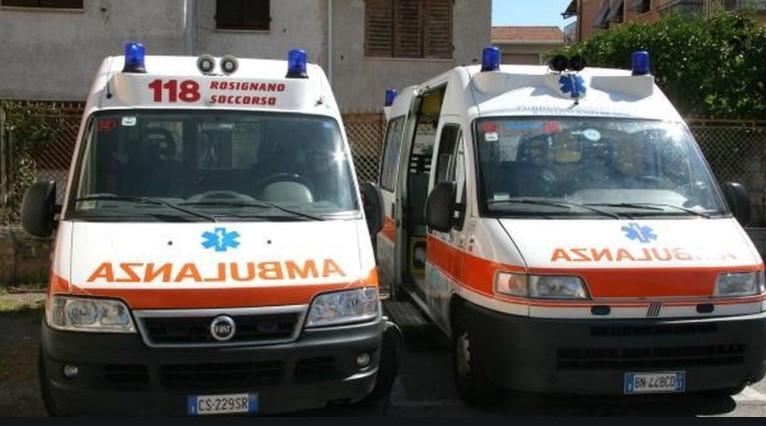Due ambulanze di Rosignano Soccorso (foto d'archivio)