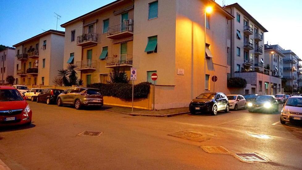 L'angolo dove sono stati esplosi i colpi di pistola (Marzi)