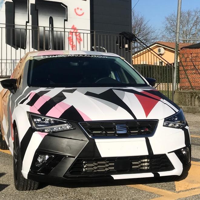 Street art sulle auto