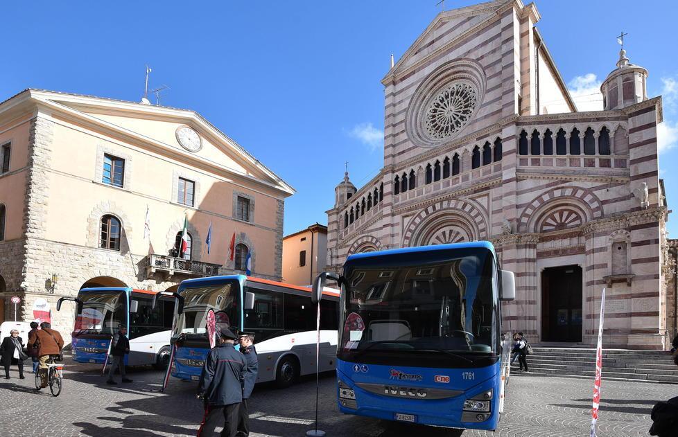 Due milioni di euro per cinque nuovi autobus 