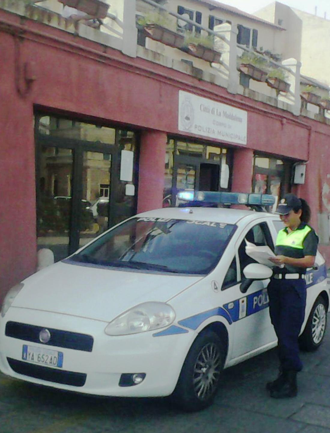 Musica troppo alta, bar chiuso Il gestore: «Siamo a norma»