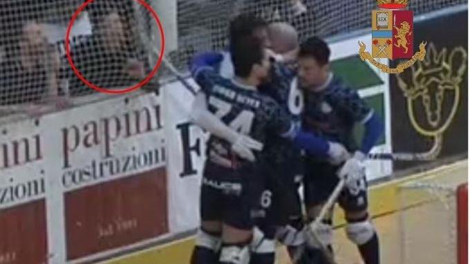 Colpisce un tifoso con la stecca, daspo per il campione di hockey Ventura