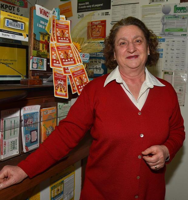 Maria Tessitore, la titolare del bar Biancorosso di via Emilia (Foto Agenzia BF)