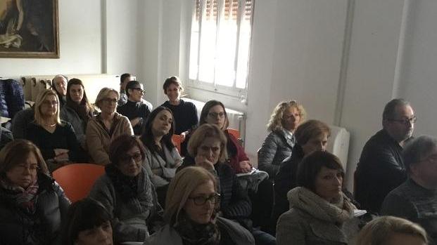 Coronavirus e fake news, Asl fa scuola ai docenti