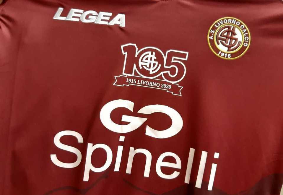 E oggi si andrà in campo con la maglia celebrativa